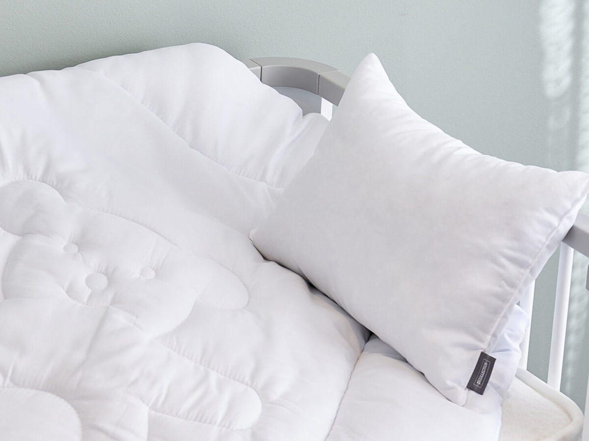 Pierre Cardin Bebe Curly Yastık: Yumuşak ve Konforlu Bebek Yastığı