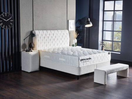 Le lit Lumiere attire l'attention par son design moderne et son confort supérieur.